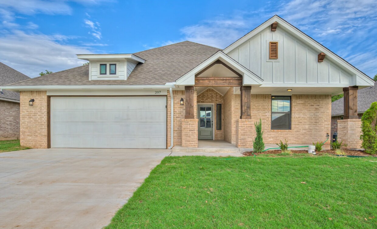 207 Firethorn Wy, Noble, OK 73068 House Rental in Noble, OK