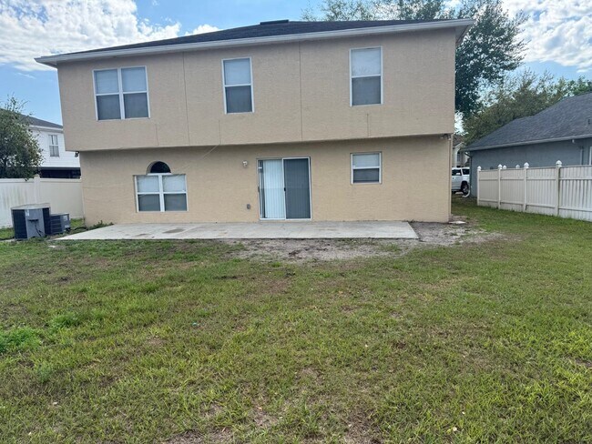 Foto del edificio - 11718 Pethrick Dr