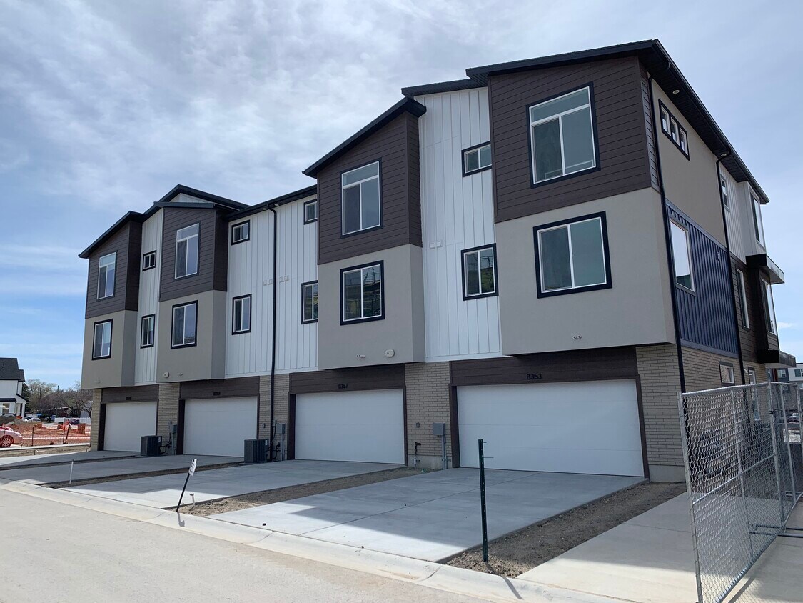 139 E Verdon Ct, Sandy, UT 84070 Townhome Rentals in Sandy UT