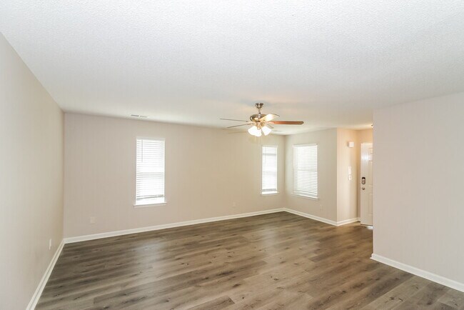 Foto del edificio - 9961 Fox Run Dr