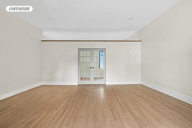 Building Photo - 47-18 11th St