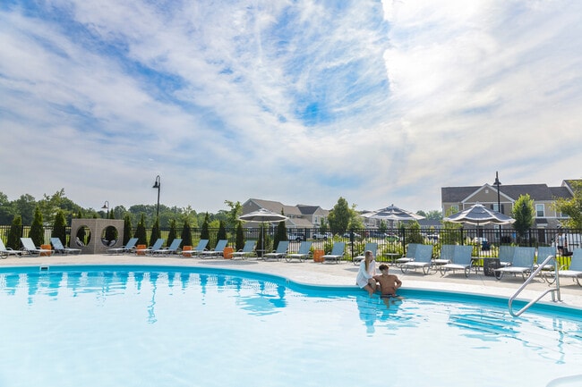 Foto del edificio - Orange Grand Communities