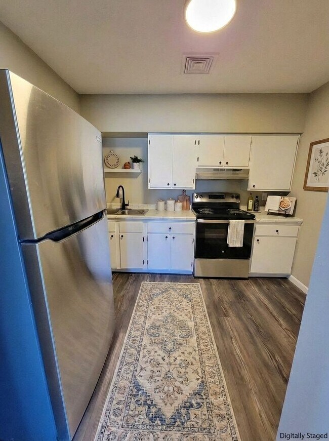 Foto del edificio - Welcome to Somerset Village!