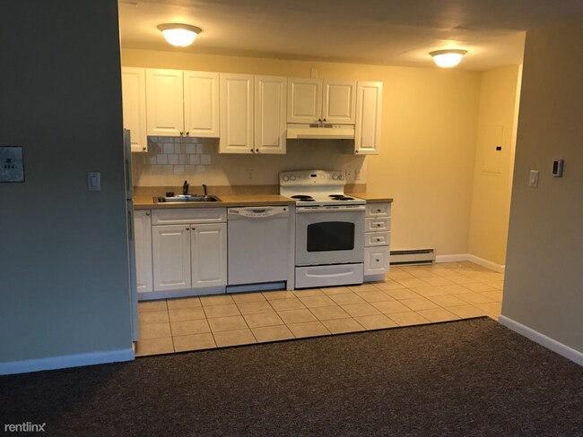 Building Photo - 1 br, 1 bath Apartment - 14 Argyle Ter