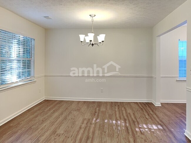 Foto del edificio - 755 Allen's Landing Dr SE