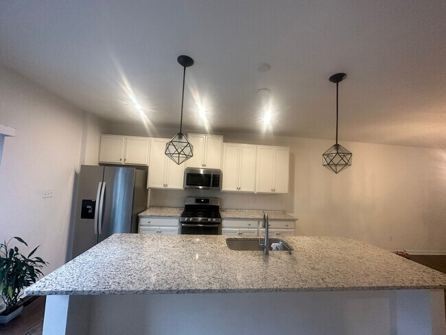 Foto del edificio - 417 Broad Hill Trl, Henrico, VA 23233