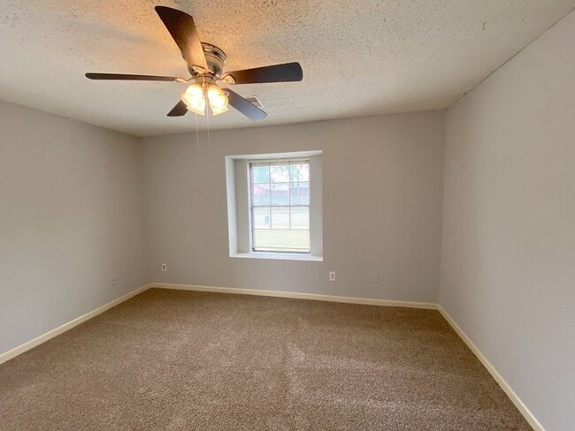 Building Photo - 4534 Trout Valley Dr
