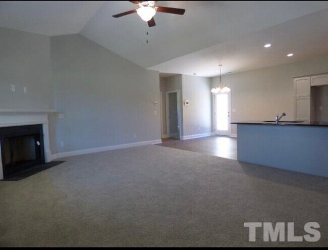 Foto del edificio - 108 Dogwood Ln