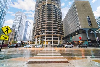 Building Photo - 300 N State St