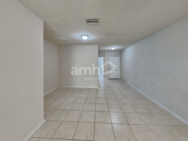 Foto del edificio - 6346 Osprey Lake Circle