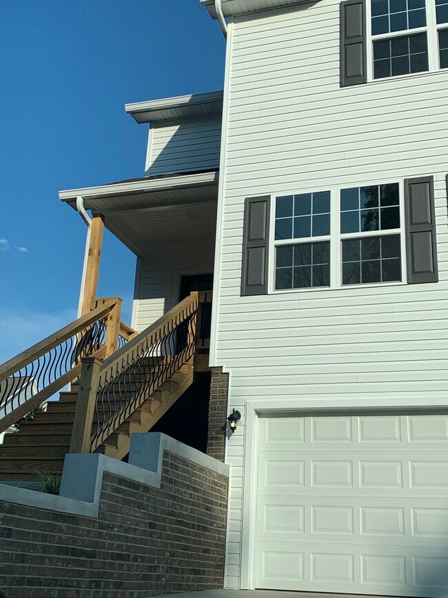 Foto del edificio - 176 Ridge Pointe Dr