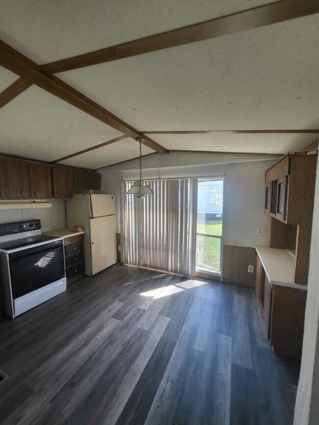 Foto del edificio - 1344 SC-57