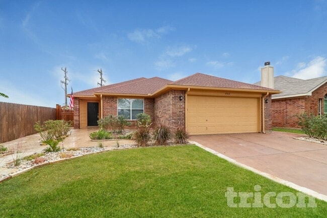 Building Photo - 4000 Sapphire Ln