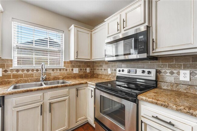Foto del edificio - 2851 W Redstone Dr