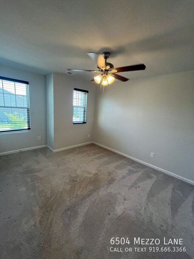 Building Photo - 6504 Mezzo Ln