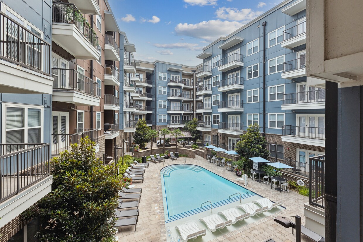 Midtown 205, Charlotte, Carolina del Norte, piscina - Midtown 205