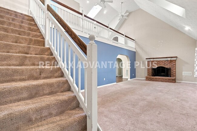 Building Photo - 56 Holland Rd