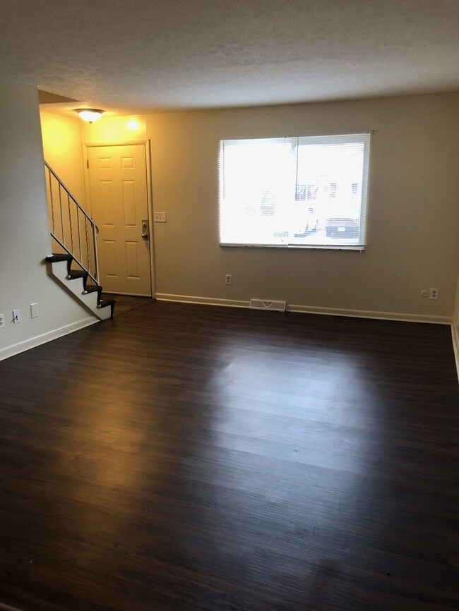 Building Photo - 3411 Bexvie Ave