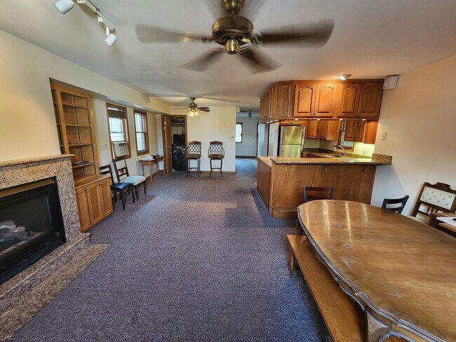 Foto del edificio - 726 W 17th St