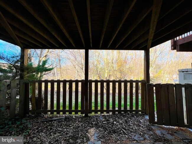Building Photo - 12443 Old Colony Dr