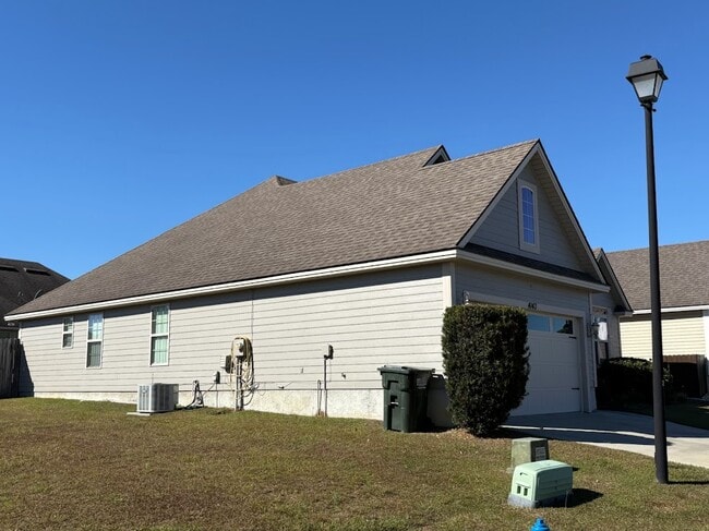 Building Photo - 4143 Silver Glenn