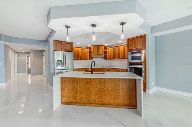 Building Photo - 1645 Pinellas Bayway S