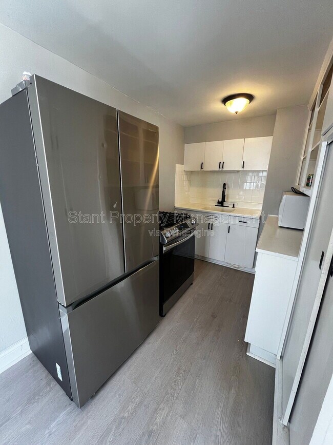 Foto del edificio - 20 W Park St