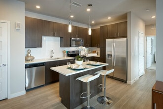 Building Photo - Strata