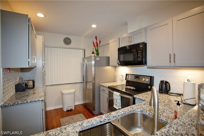Foto del edificio - 9871 Citadel Ln