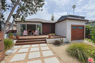 Building Photo - 1630 Penmar Ave