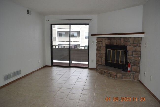 Foto del edificio - Cozy, Open, Quiet, and Clean Littleton 1 Bed!