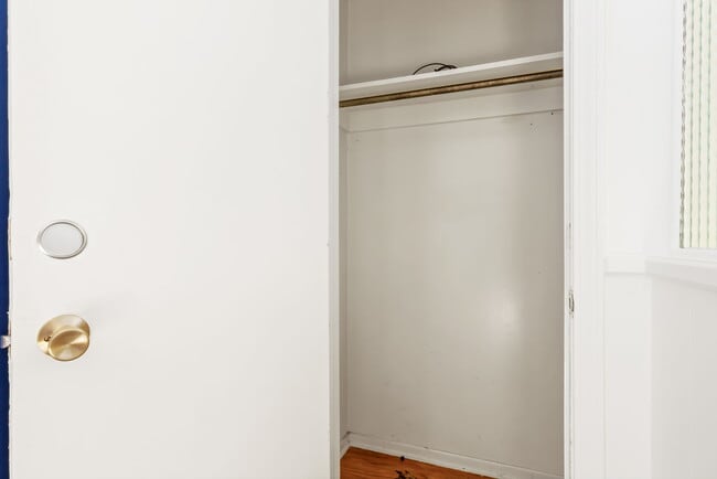 Foto del edificio - 2021 Sherrelwood Cir