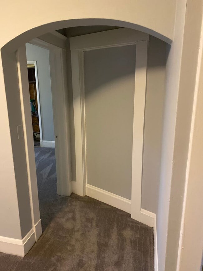 Foto del edificio - 2108 Thistlebloom Ave