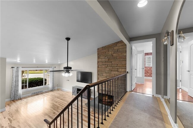 Building Photo - 1274 Folkstone Dr