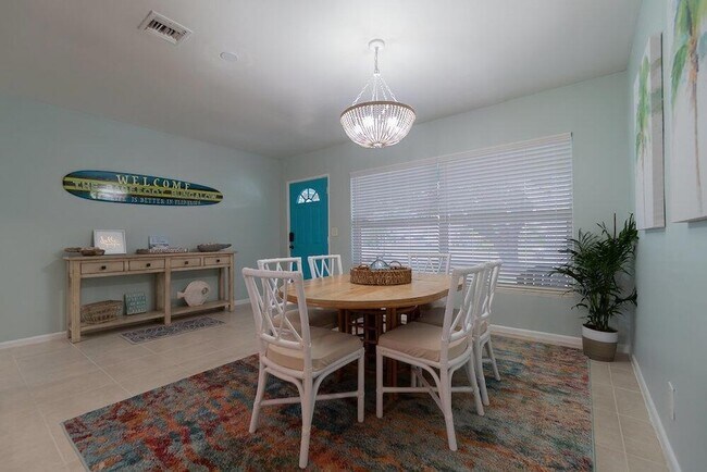 Foto del edificio - 1424 Willow Rd
