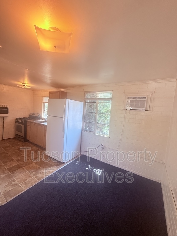 Foto del edificio - 3274 E Benson Hwy