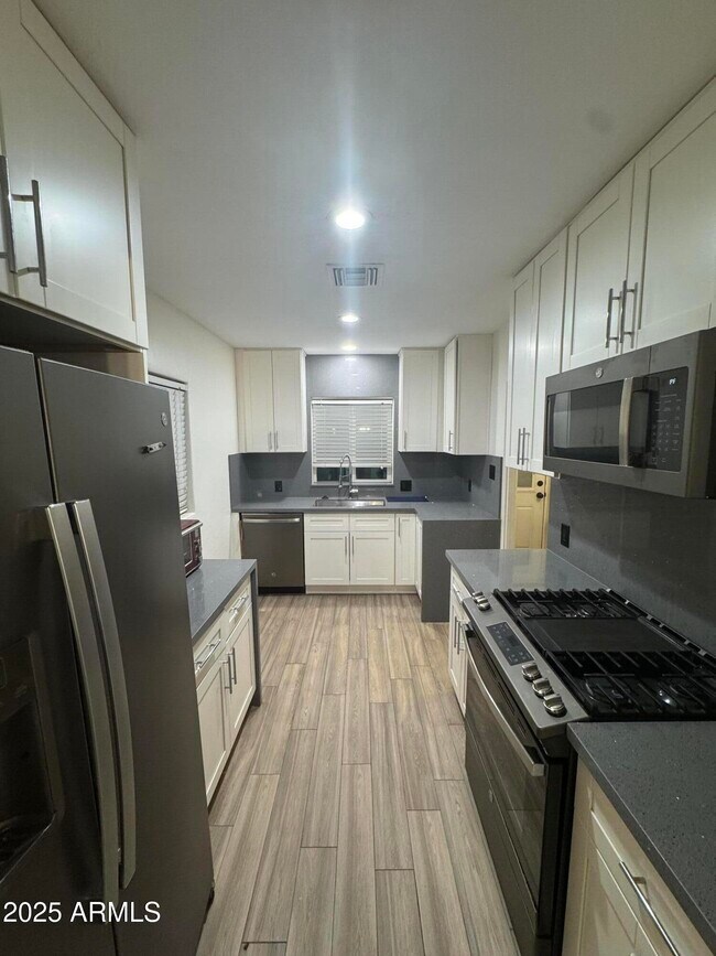 Foto del edificio - 926 W Moreland St