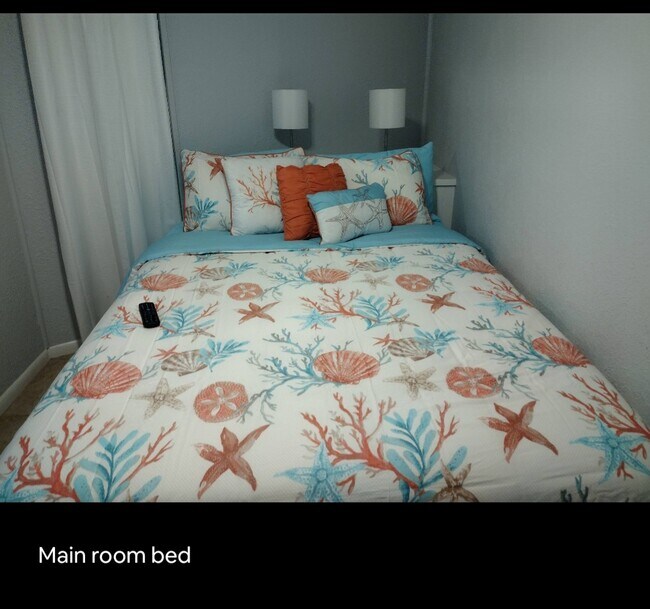 Building Photo - 3938 Surfside Blvd