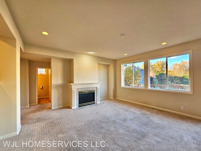 Building Photo - 4 br, 2.5 bath House - 13318 NE 92nd Way