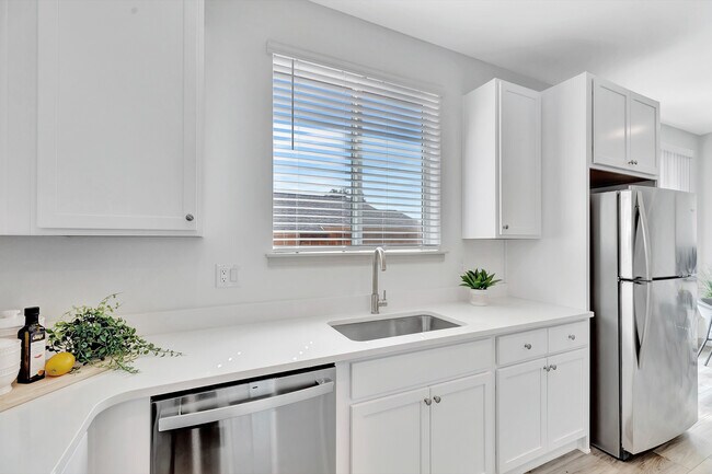 Building Photo - Arrive Longmont