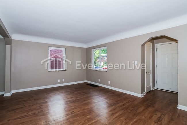 Foto del edificio - 2264 Rosedale Ave