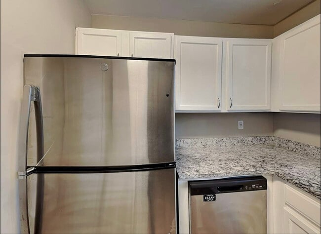 Foto del edificio - 2497 Brentwood Rd