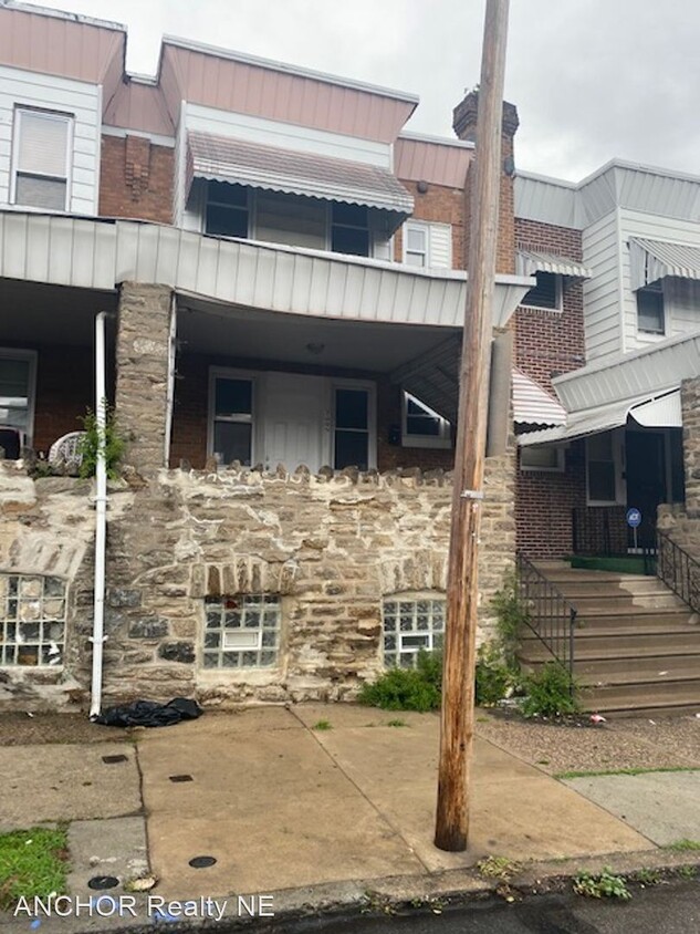 Foto principal - 3 br, 1 bath House - 2005 W Spencer Ave