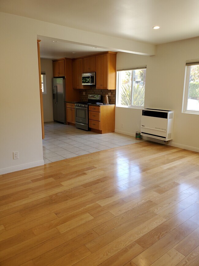 Vivir en la cocina - 519 Raymond Ave
