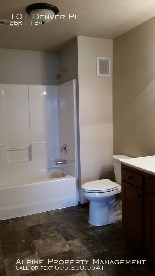 Building Photo - 2 Bed/1 Bath Ground Floor Flat in Tea, SD!!