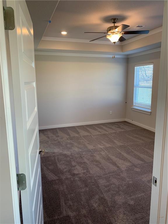 Building Photo - 281 S Geranium Ln