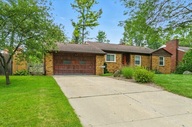 Foto del edificio - 712 Collegewood St