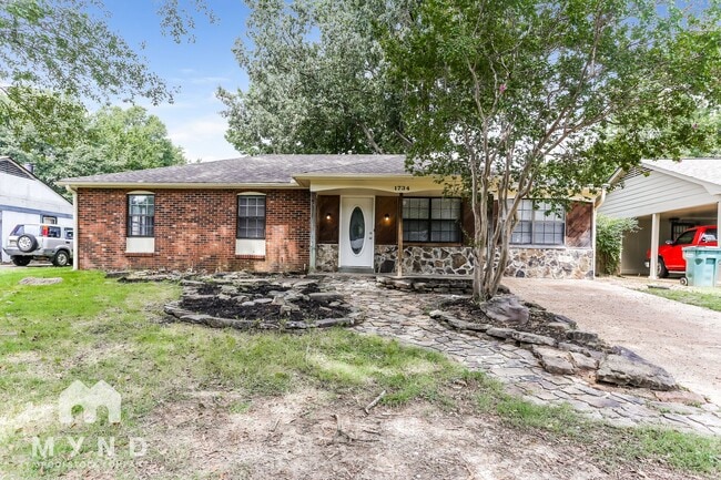 Building Photo - 1734 Coral Hills Dr
