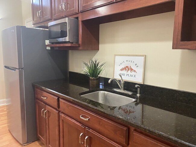 Foto del edificio - 177 B Marlin Rd