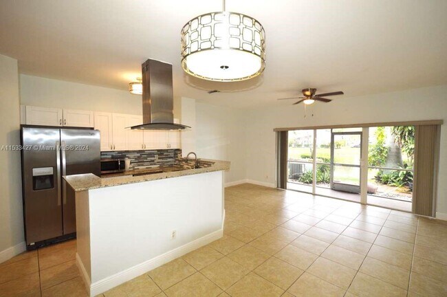 Foto del edificio - 12034 SW 5th Ct